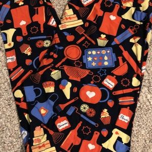 LuLaRoe - Baking/Cooking Leggings